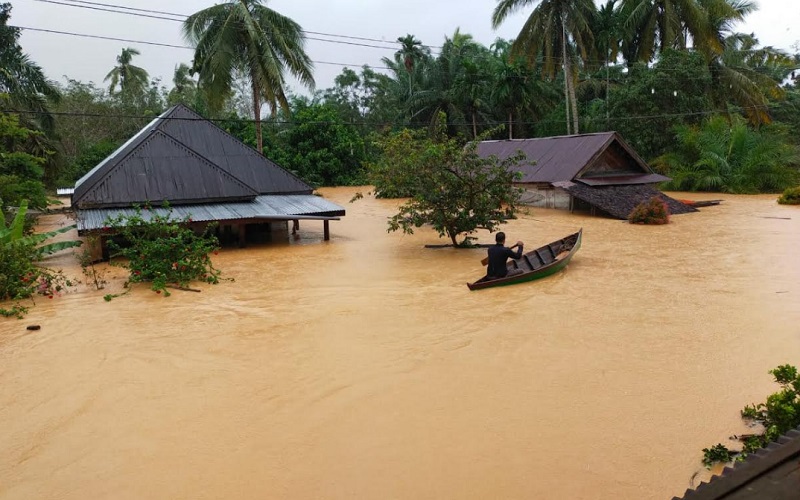 Terjadi 44 Kali Bencana Banjir Dan 22 Kali Tanah Longsor Di Sumut ...