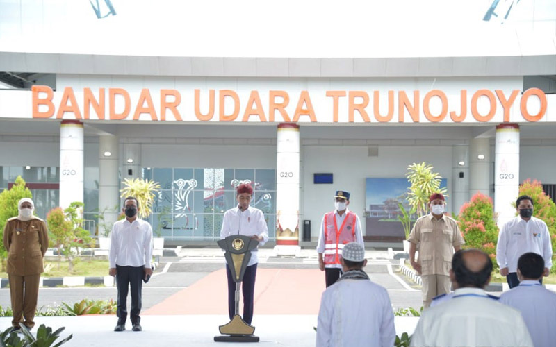 Bandara Trunojoyo Dibuka, Jokowi Minta Buka Rute ke Sumenep saat Lebaran 2022