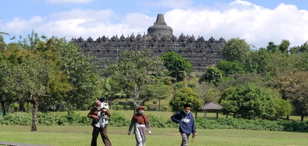 Candi Borobudur merupakan salah satu kawasan super prioritas pariwisata di Indonesia. - Antara