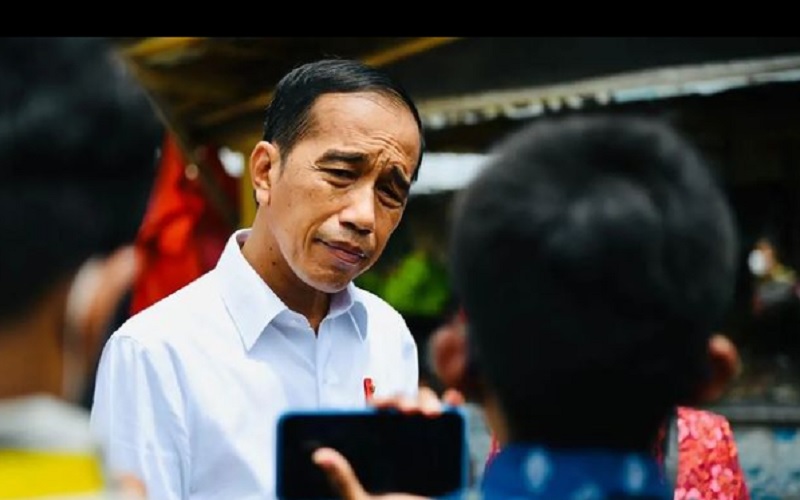 Presiden Joko Widodo meminta Kejaksaan Agung mengusut tuntas permainan para mafia minyak goreng sampai tuntas. JIBI - Bisnis/Nancy Junita @jokowi