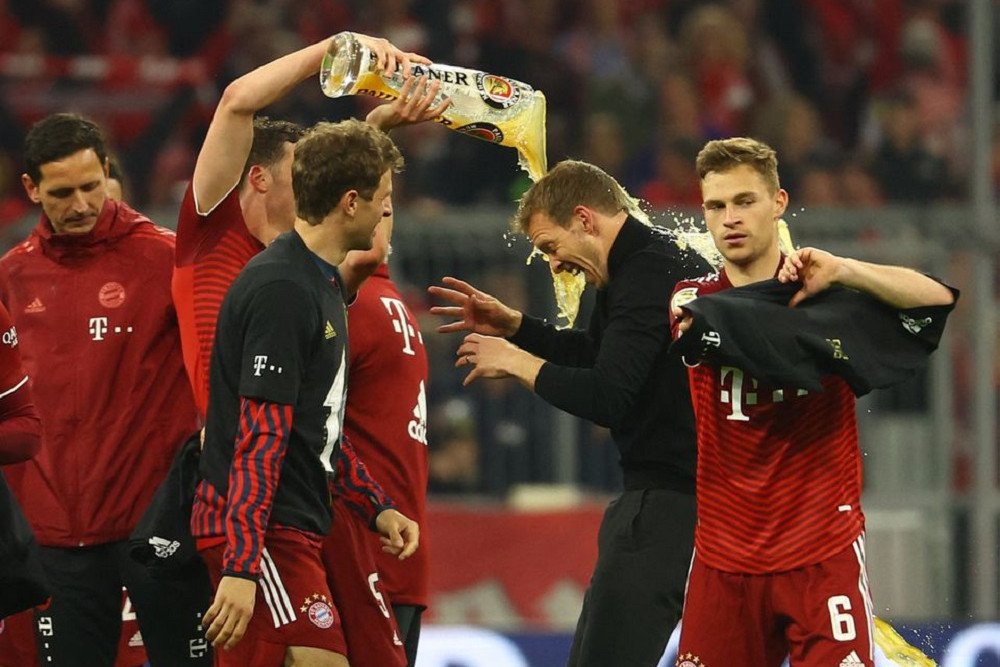 Selebrasi Bayern Munchen juara Liga Jerman  -  Reuters