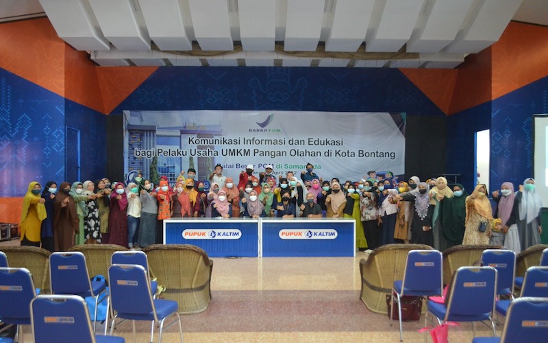 PT Pupuk Kalimantan Timur (PKT) bekerjasama dengan Balai Besar Pengawas Obat dan Makanan (BBPOM) Samarinda menggelar pendampingan registrasi produk dan izin edar bagi 80 UMK yang bergerak di sektor makanan olahan. - JIBI/Istimewa