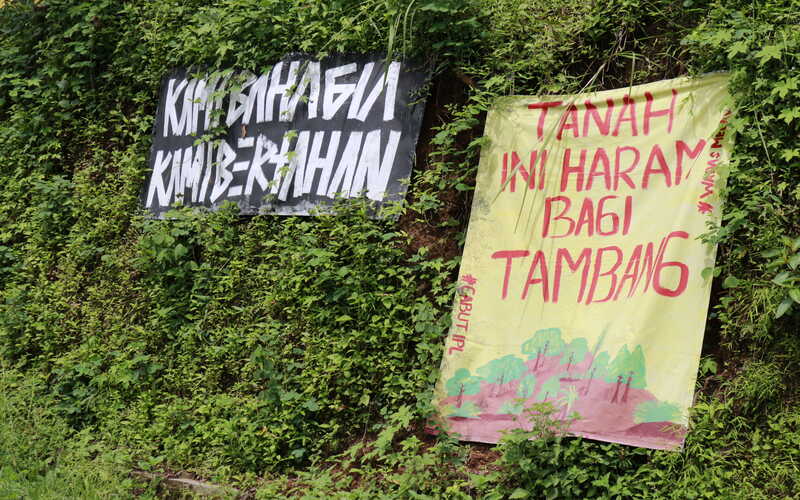 Ilustrasi. Spanduk penolakan warga atas rencana penambangan di Desa Wadas. - Bisnis/Muhammad Faisal Nur Ikhsan.