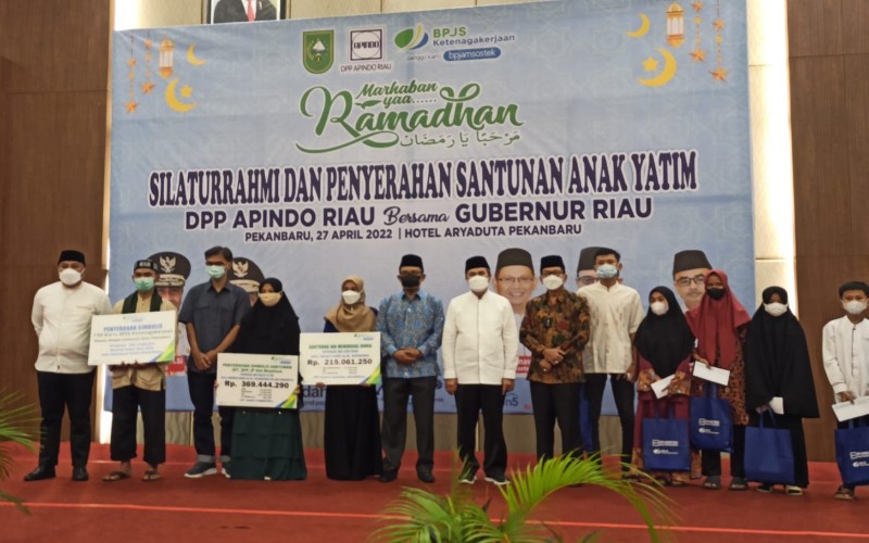 BPJamsostek Sumbar Riau menandatangani nota kesepahaman kerjasama dengan Apindo dengan tujuan melindungi seluruh pekerja di wilayah tersebut.  - Istimewa
