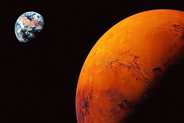 Solar Edges Nuclear as a Power Source for Mars Settlements