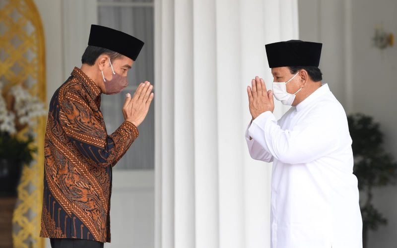 Presiden Jokowi dan Menhan Prabowo bersilaturahmi di Gedung Agung, Istana Kepresidenan Yogyakarta, Senin (02/05/2022) / BPMI Setpres - Lukas.