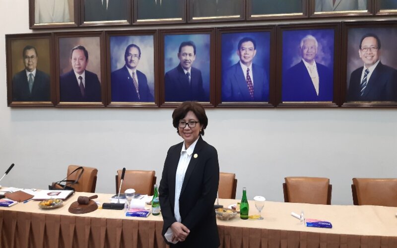 Sosok Professor Ova Emilia yang resmi terpilih menjadi Rektor Universitas Gadjah Mada atau UGM periode 2022-2027 -  JIBI