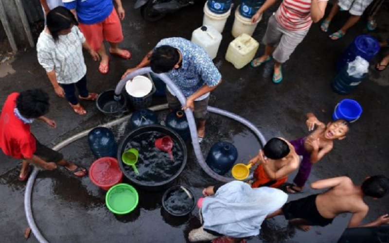 Sebagian warga DKI Jakarta masih sulit mendapatkan air bersih untuk kebutuhan sehari-hari. - Istimewa