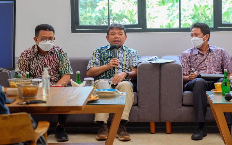 Yon Arsal, Staf Ahli Bidang Kepatuhan Pajak, tengah dalam Media Briefing Direktorat Jenderal Pajak, Jumat (27/5/2022), di Jakarta -  DJP