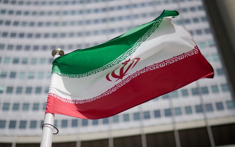 Bendera Iran - Bloomberg