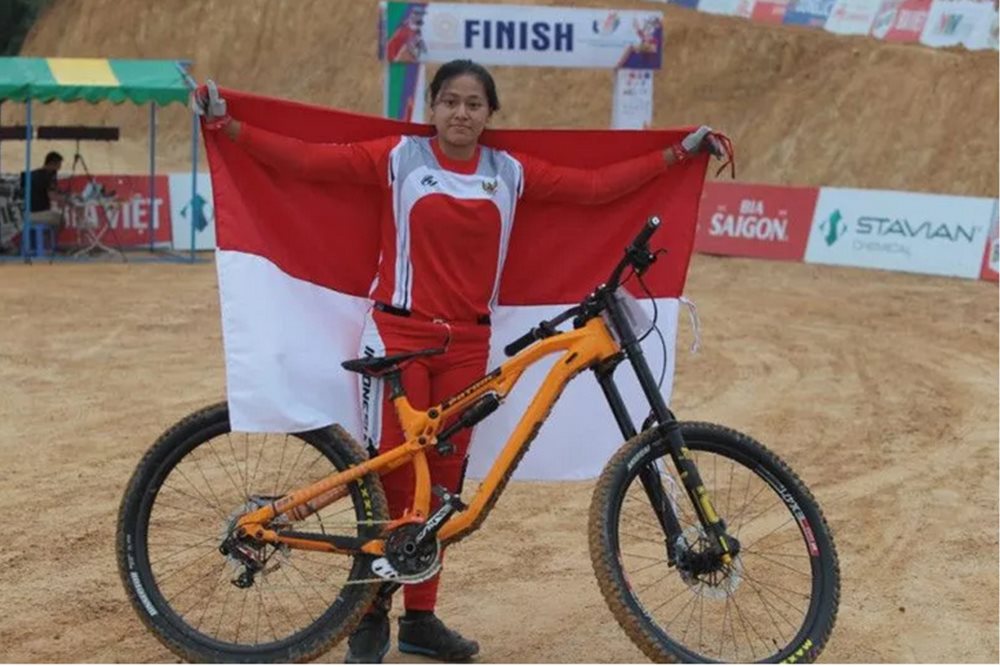 Tiara Andini Raih Emas MTB-Downhill putri Sea Games 2021 - Antara