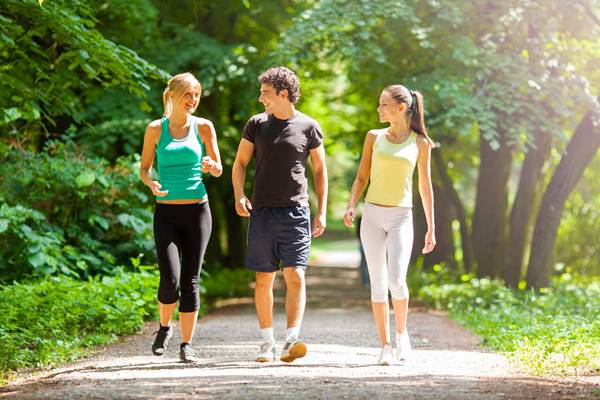 6 Manfaat Berjalan Kaki Bagi Kesehatan Tubuh