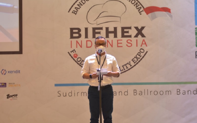 Kepala Disperindag Jawa Barat Iendra Sofyan