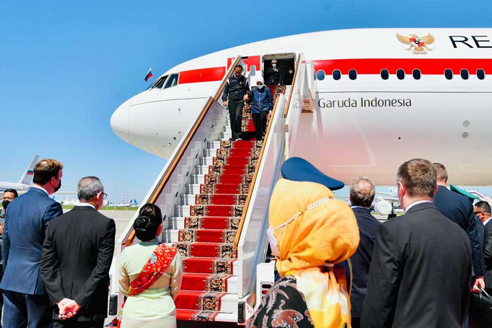 Usai Temui Zelensky dan Putin, Jokowi Geser ke Abu Dhabi