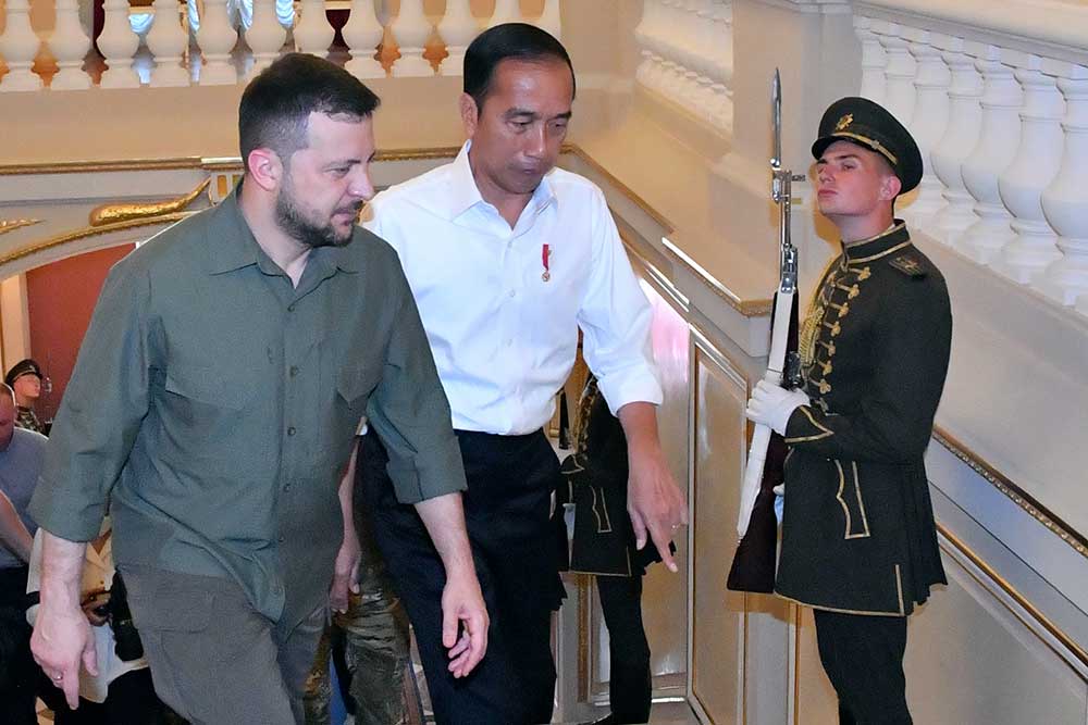 Pakar Ungkap Peran Penting Kunjungan Jokowi ke Rusia dan Ukraina