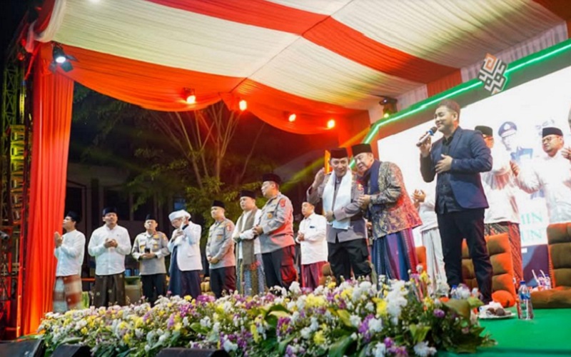 Kunjungi Ponpes Buntet Cirebon, Kapolri Sebut 427 Juta Dosis Vaksin Covid Sudah Disuntikkan