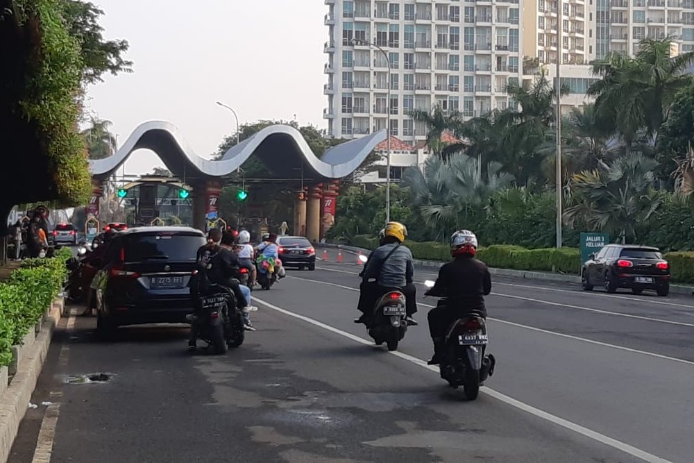 HUT ke-77 RI, Warga Jakarta Mulai Masuk Kawasan Ancol