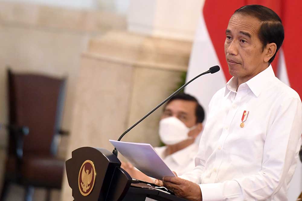 Jokowi Sentil 2 Menteri Gara-Gara Harga Tiket Pesawat Mahal