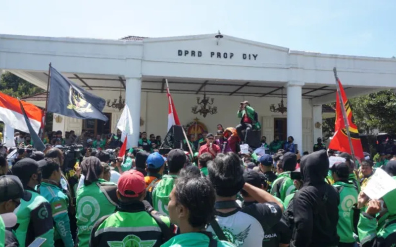 Forum Ojol Yogyakarta Gelar Aksi Tolak Kenaikan BBM