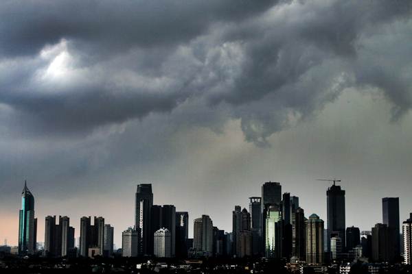 Cuaca Jakarta Hari Ini, 13 September, Hujan Disertai Kilat dan Angin Kencang