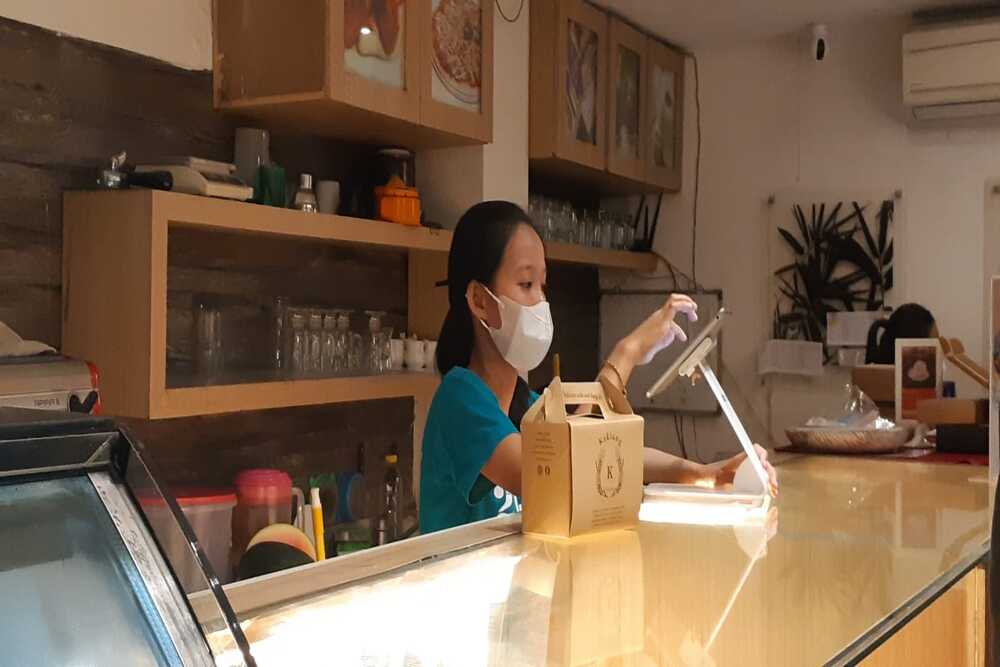Menikmati Suasana Ubud di Kakiang Cafe