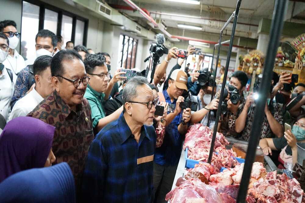 Menteri Perdagangan Sidak ke Pasar Badung, Begini Temuannya