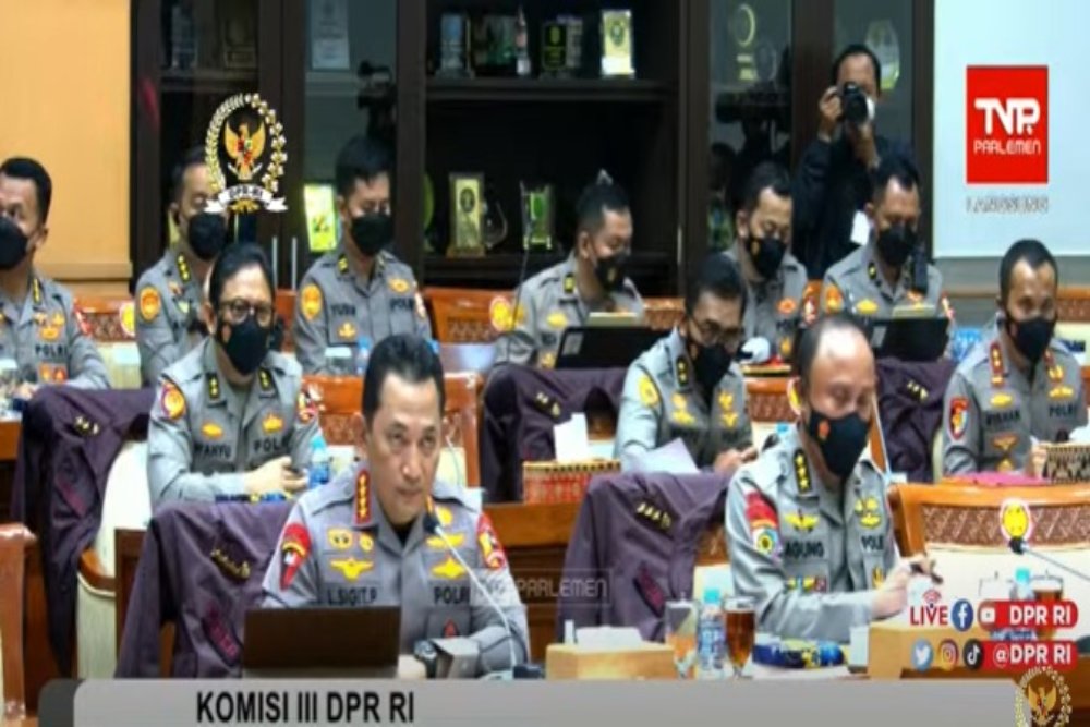 Tidak Punya Komitmen, Silakan Keluar dari Gerbong Polri