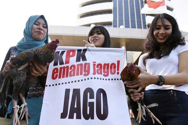 Sewindu Jokowi: Stagnasi Intai Pemberantasan Korupsi