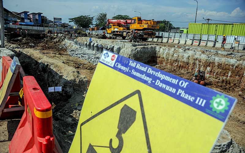 Jalan Tol  Cisumdawu Ditargetkan Selesai Akhir Tahun 2021 