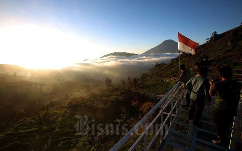 Kawasan Wisata  Dieng di Wonosobo Jawa  Tengah  Kembali 