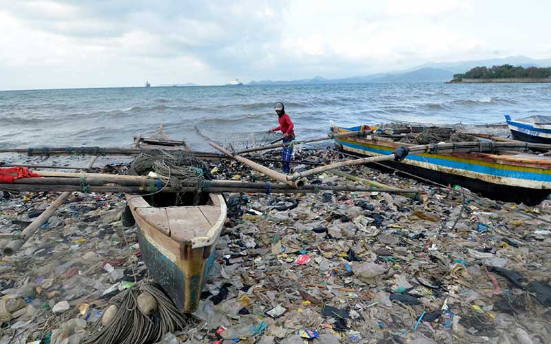 Pantai Sukaraja Bandar Lampung Dipenuhi Sampah Plastik ...