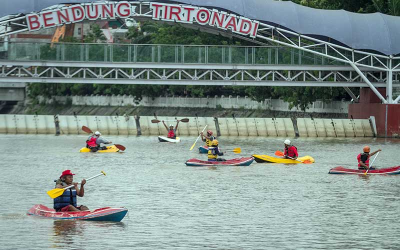 Bendungan Tirtonadi Solo Menjadi Tempat Untuk Berolahraga ...