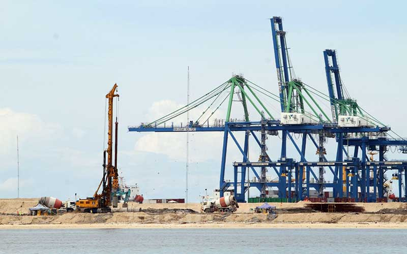 Proyek Pembangunan Pelabuhan Makassar New Port Sudah Mencapai 6375