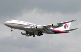 2 Benda Berwarna Abu-Abu & Orange Ini Puing MH370?
