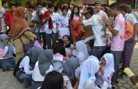 PENGUMUMAN UN: 198 Siswa SLTA di Riau Tak Lulus