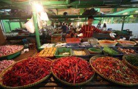 Pantau Harga, Sejumlah Menteri Blusukan ke Pasar Kramat Jati