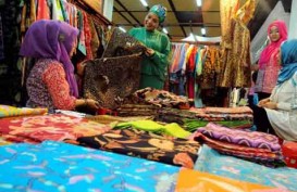 HARI BATIK NASIONAL 2014: Batik Sasar Pasar Internasional