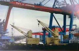 Pelindo II Tambah Alat Bongkar Muat di Pelabuhan Boom Baru Palembang