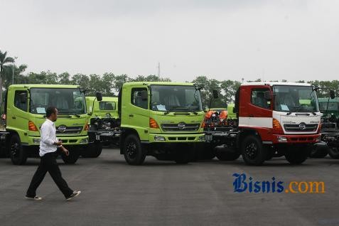 Hino Lakukan Uji Emisi Truk Sampah Otomotif Bisnis com