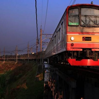 Jadwal Krl Komuter Lewat Pasar Senen Simak Rincian Layanan Komuter Jakarta Kota Bekasi Pp Ekonomi Bisnis 