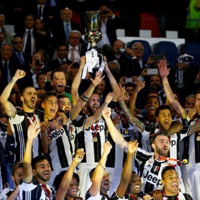 Hasil Final Coppa Italia 2017 Juventus Juara Usai Kalahkan Lazio Bola Bisnis Com