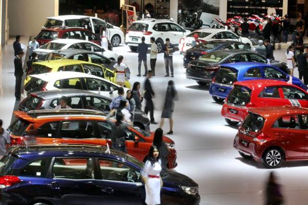Penjualan Mobil Turun 12,5%, Brand Terkenal Ikut Anjlok