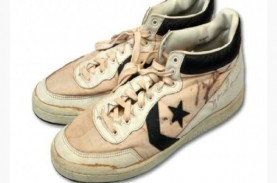 Sepatu “Jadul” Michael Jordan Terjual Seharga Rp2,53…