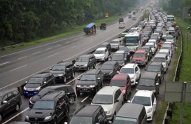 Pagi Ini Gerbang Tol Ciawi Merayap 4 Km, Kendaraan Dialihkan ke Gerbang Tol Bogor
