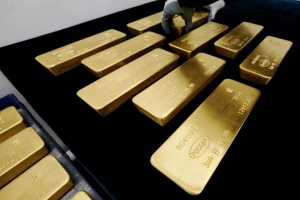 Laju Dolar Masih Tekan Emas ke US$1.270, Berikut Rekomendasinya
