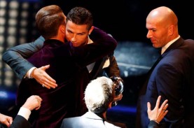 Cristiano Ronaldo Kembali Jadi Pemain Terbaik Dunia