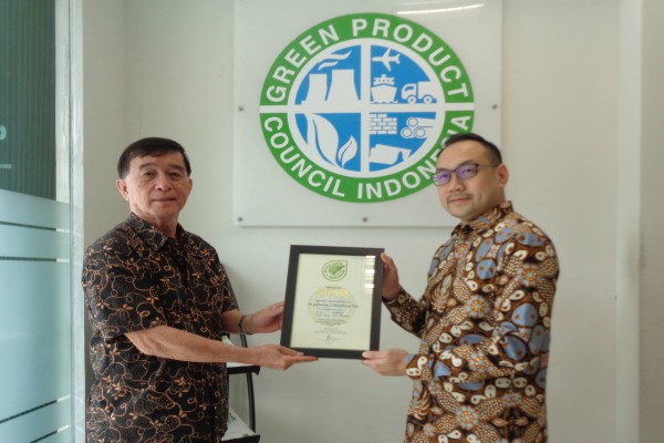 Arwana Citramulia (ARNA) Raih Sertifikat Green Label Indonesia 