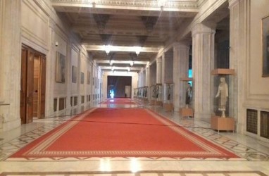 Ketika Gedung Parlemen Rumania Bikin Iri Politisi DPR