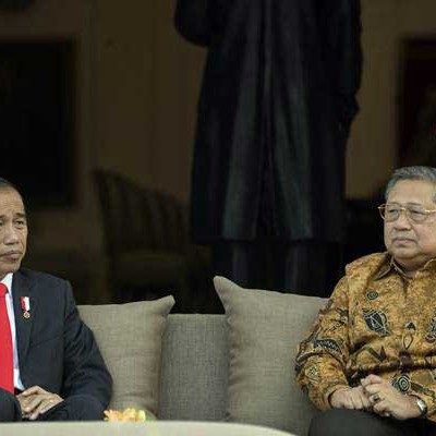 Presiden yang memimpin indonesia pada masa reformasi secara berurutan antara lain