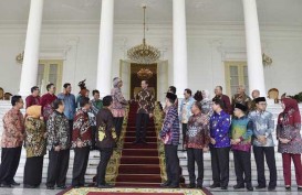 Ngabalin: Jokowi Bakal Kasih Isyarat Cawapres Pilihannya Malam Ini